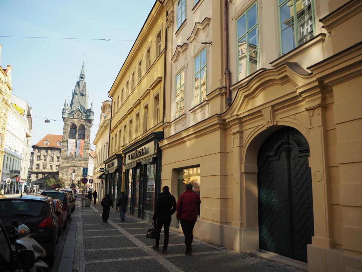 Harrachovsky Palace Prag Exteriör bild